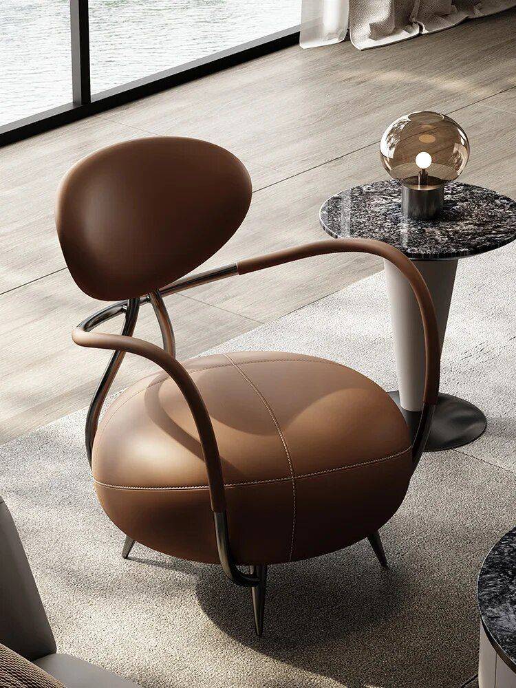 Luxury Tiger Chair: Italian Minimalist Leather Leisure Chair for Living Room and Villas Furniture Sofas & Chairs Type : Single chair|With a table Luxury Tiger Chair: Italian Minimalist Leather Leisure Chair for Living Room and Villas Furniture Sofas & Chairs Type : Single chair|With a table